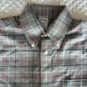 Brooks Brother Regent Fit Small Plaid Button Down Dress Shirt Supima Non-Iron